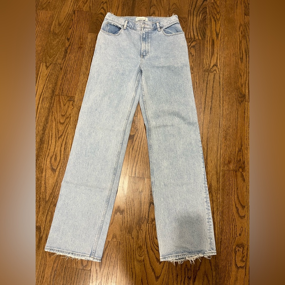 Abercrombie & Fitch The 90’s Relaxed Jean High Rise 29/8 XLong